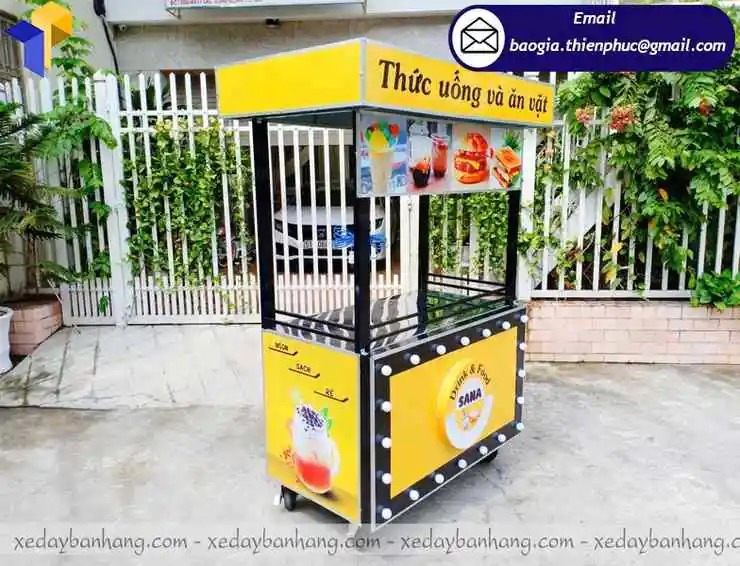 đặt làm tủ bán đồ ăn vặt bằng inox