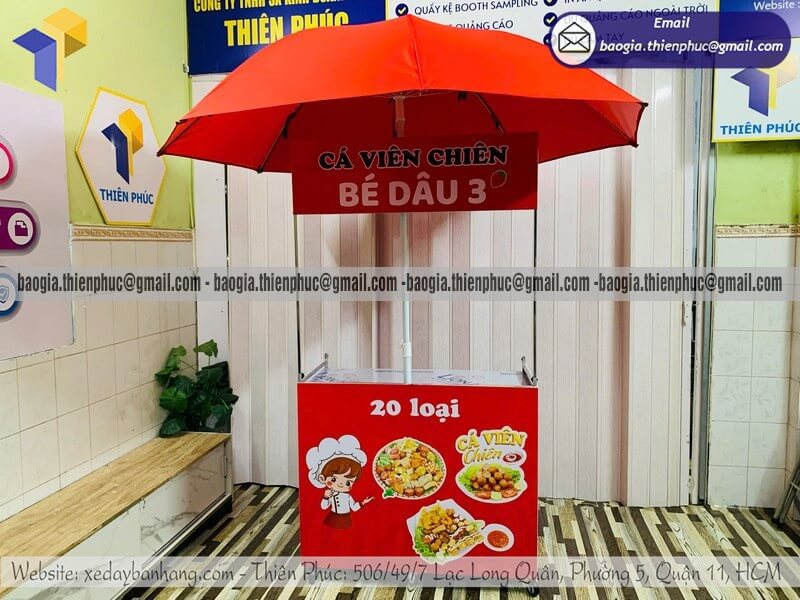 quầy bán cá viên chiên gấp gọn