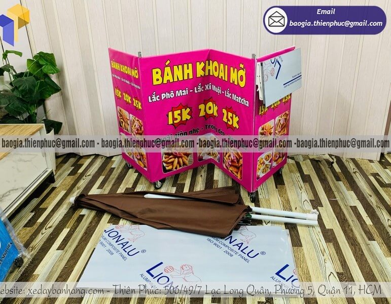 xe bán bánh khoai mỡ chiên
